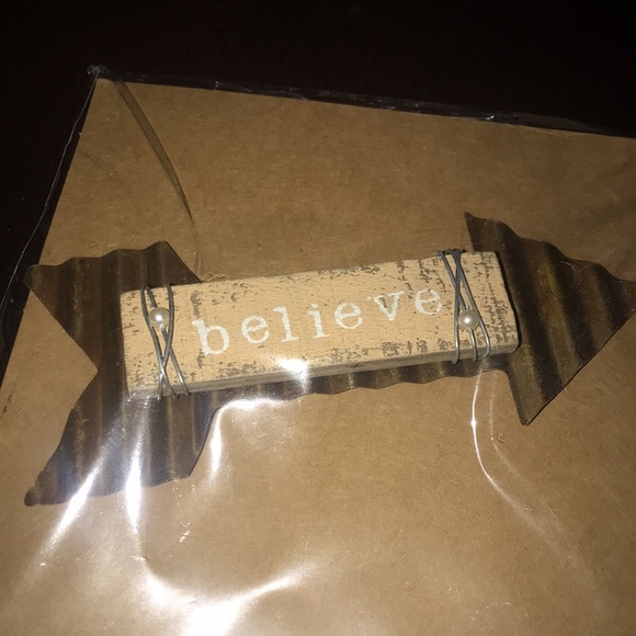 Honey and Me- 'Believe' arrow magnet-silver tin rustic metal vintage style decor - Picture 3 of 5